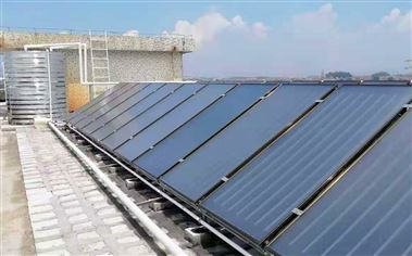 田林縣職業(yè)技術學校太陽能熱水系統工程
